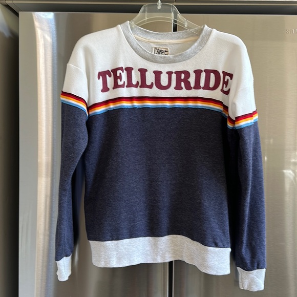 Camp Collection Tops - EUC Camp Collection Telluride Retro Striped Sweatshirt 🌈 😎